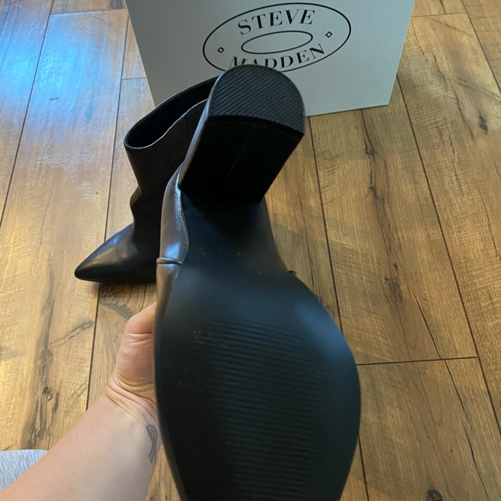 Steve Madden Trista Boot Size 8.5 - image 5